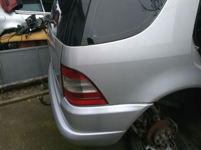 bontott MERCEDES-BENZ M-CLASS Termosztátház