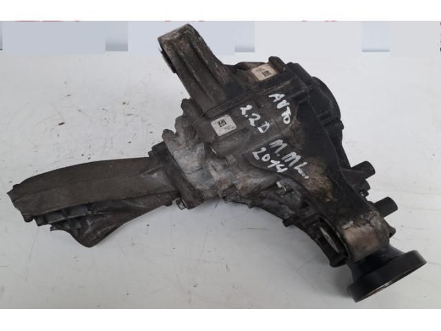 bontott MERCEDES-BENZ M-CLASS Első Differenciálmű