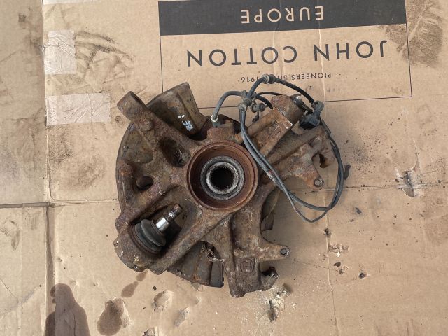 bontott MERCEDES-BENZ M-CLASS Bal első Csonkállvány Kerékaggyal