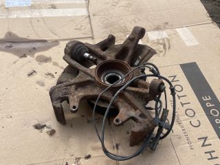 bontott MERCEDES-BENZ M-CLASS Bal első Csonkállvány Kerékaggyal