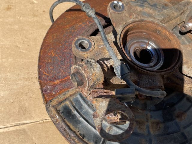 bontott MERCEDES-BENZ M-CLASS Bal első Csonkállvány Kerékaggyal