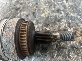 bontott MERCEDES-BENZ M-CLASS Bal Féltengely