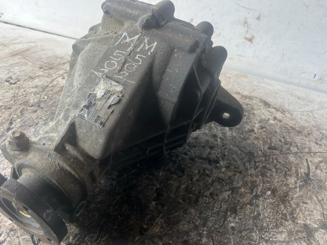 bontott MERCEDES-BENZ M-CLASS Hátsó Differenciálmű