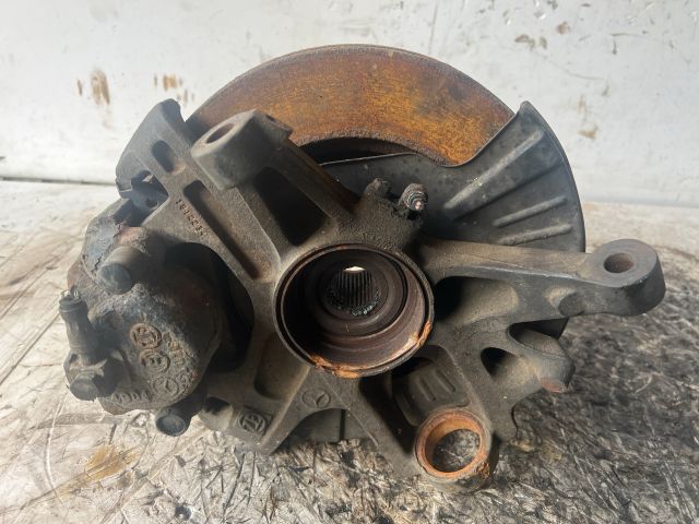 bontott MERCEDES-BENZ M-CLASS Jobb első Csonkállvány Kerékaggyal