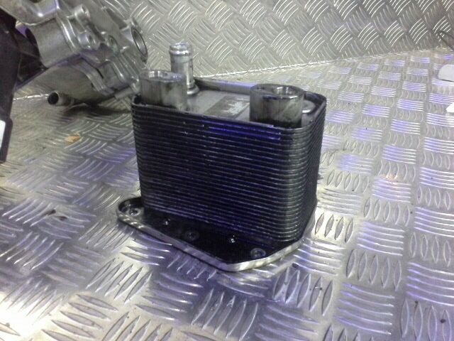 bontott MERCEDES-BENZ M-CLASS Olajhűtő