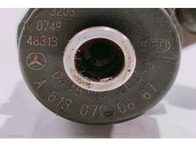 bontott MERCEDES-BENZ M-CLASS Porlasztó (1 db)