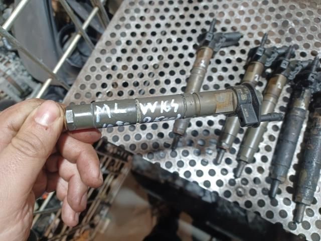 bontott MERCEDES-BENZ M-CLASS Porlasztó (1 db)