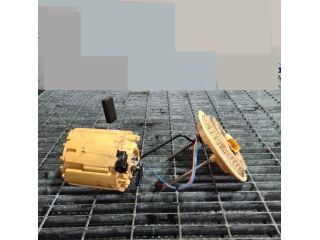 bontott MERCEDES-BENZ M-CLASS Üzemanyag Szivattyú