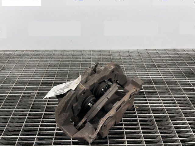 bontott MERCEDES-BENZ M-CLASS Bal első Féknyereg Munkahengerrel