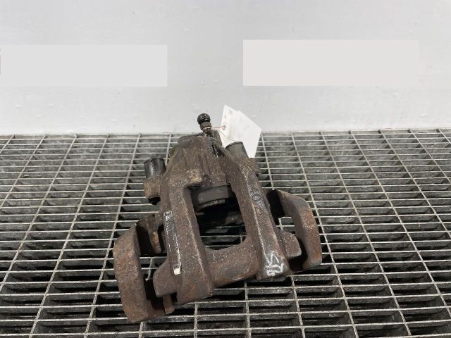 bontott MERCEDES-BENZ M-CLASS Bal hátsó Féknyereg Munkahengerrel