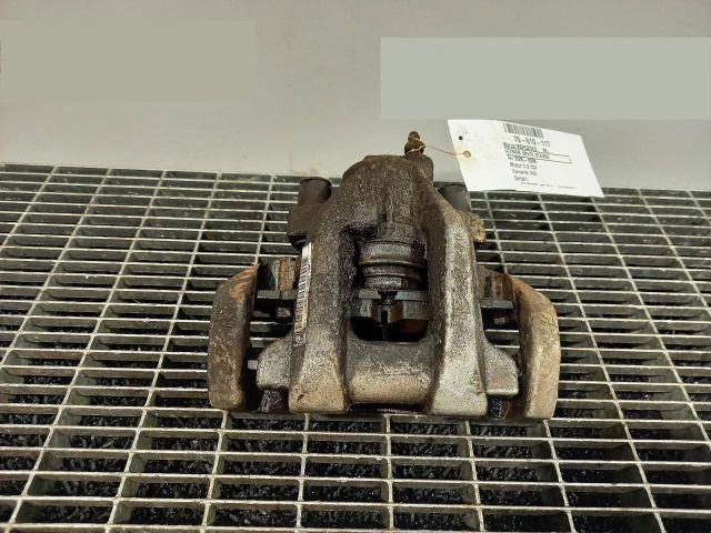 bontott MERCEDES-BENZ M-CLASS Bal hátsó Féknyereg Munkahengerrel