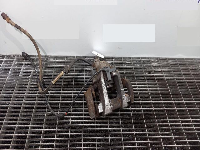 bontott MERCEDES-BENZ M-CLASS Jobb hátsó Féknyereg Munkahengerrel