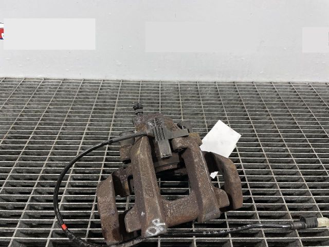 bontott MERCEDES-BENZ M-CLASS Jobb hátsó Féknyereg Munkahengerrel