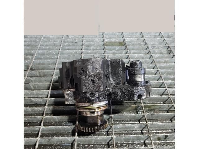 bontott MERCEDES-BENZ M-CLASS Nagynyomású Szivattyú