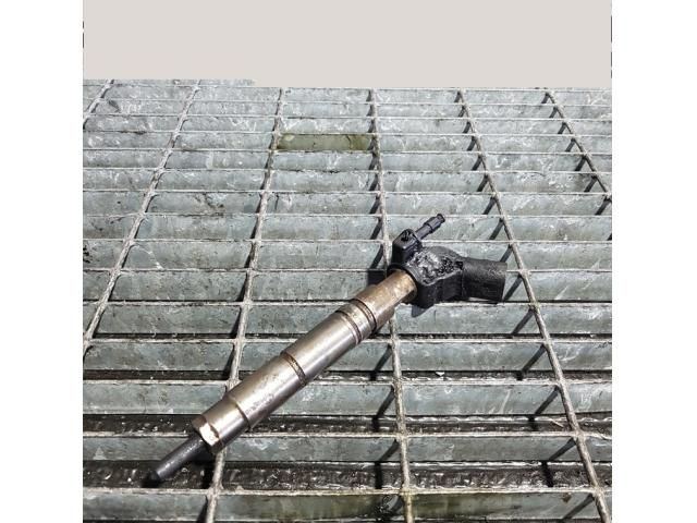 bontott MERCEDES-BENZ M-CLASS Porlasztó (1 db)