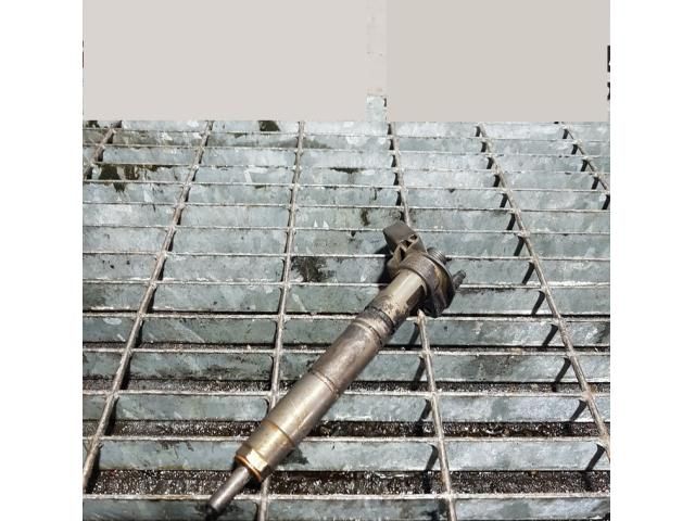 bontott MERCEDES-BENZ M-CLASS Porlasztó (1 db)