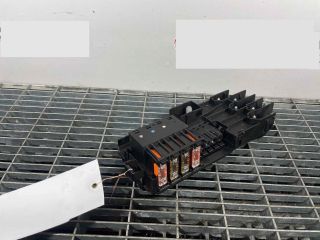 bontott MERCEDES-BENZ M-CLASS Biztosítéktábla Motortér