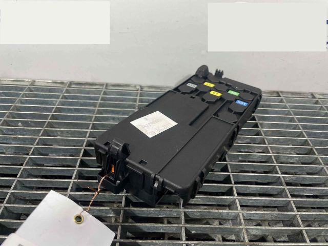 bontott MERCEDES-BENZ M-CLASS Biztosítéktábla Motortér