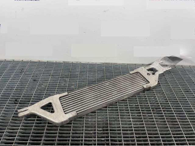 bontott MERCEDES-BENZ M-CLASS Olajhűtő