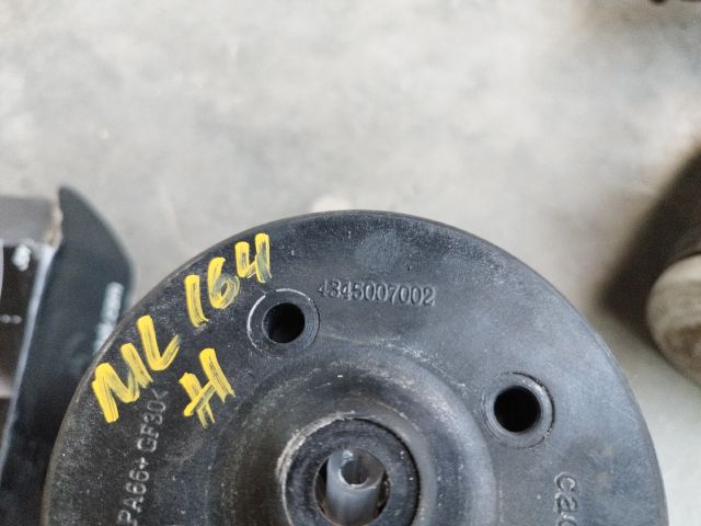 bontott MERCEDES-BENZ M-CLASS Bal hátsó Rugó