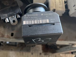 bontott MERCEDES-BENZ M-CLASS Gyújtáskapcsoló Házzal