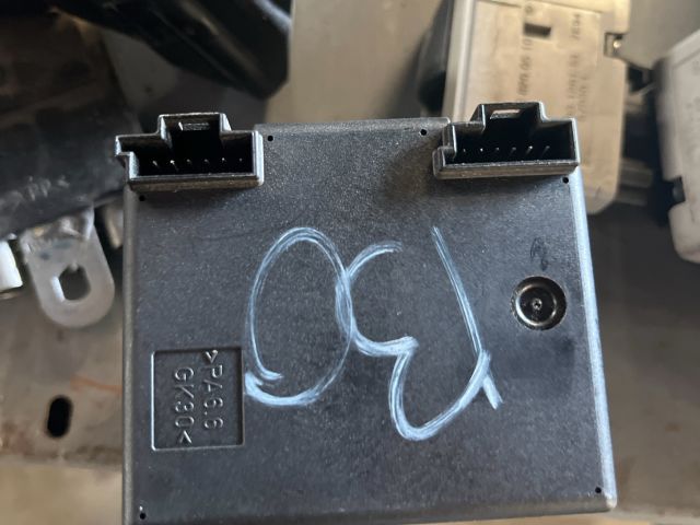 bontott MERCEDES-BENZ M-CLASS Gyújtáskapcsoló Házzal