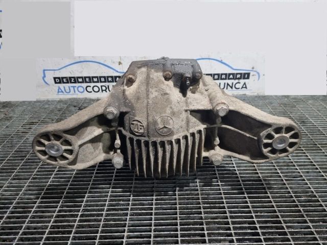 bontott MERCEDES-BENZ M-CLASS Hátsó Differenciálmű