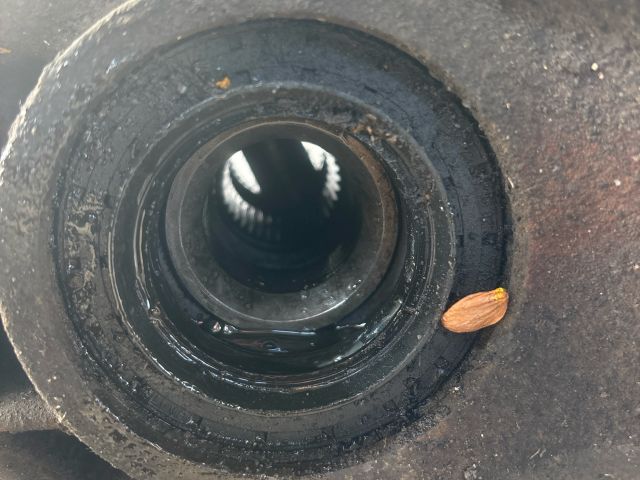 bontott MERCEDES-BENZ M-CLASS Hátsó Differenciálmű