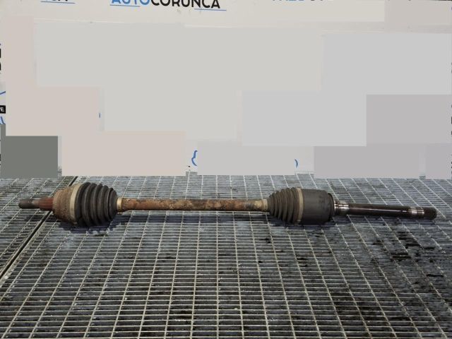 bontott MERCEDES-BENZ M-CLASS Jobb Féltengely