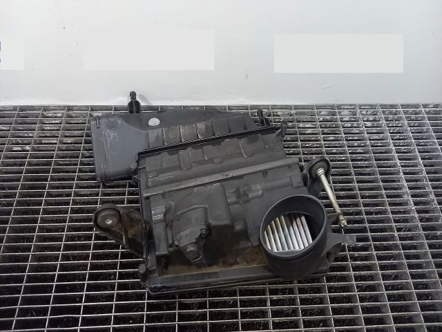 bontott MERCEDES-BENZ M-CLASS Légszűrő Ház