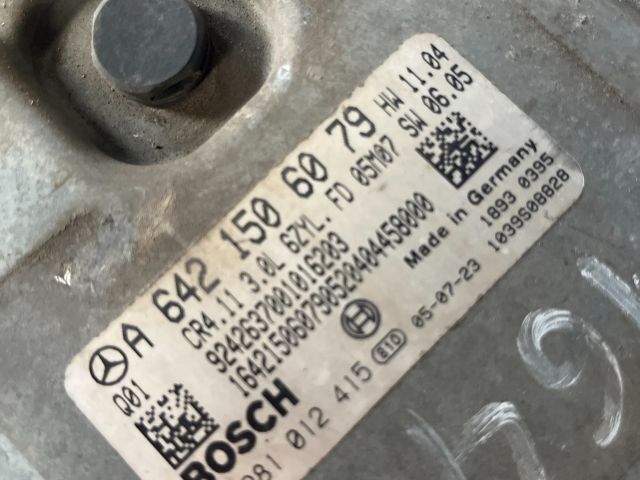 bontott MERCEDES-BENZ M-CLASS Motorvezérlő