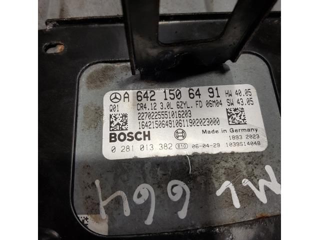 bontott MERCEDES-BENZ M-CLASS Motorvezérlő