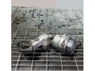 bontott MERCEDES-BENZ M-CLASS Olajszűrő Ház