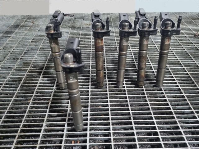 bontott MERCEDES-BENZ M-CLASS Porlasztó (1 db)