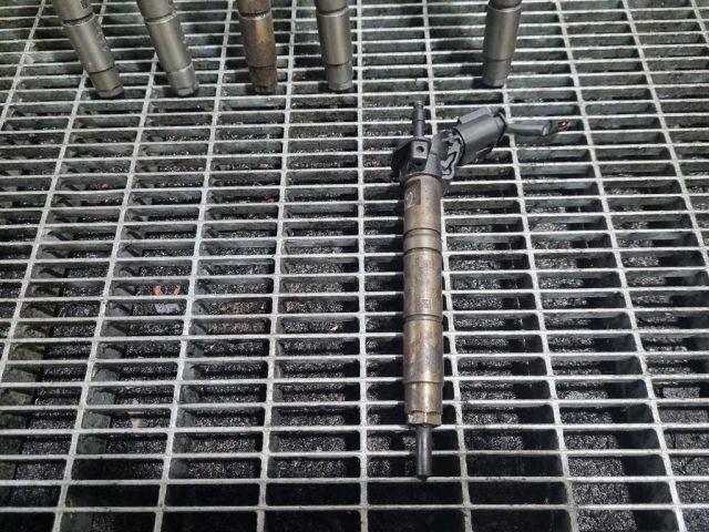 bontott MERCEDES-BENZ M-CLASS Porlasztó (1 db)