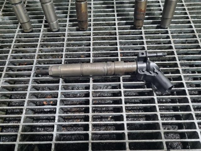 bontott MERCEDES-BENZ M-CLASS Porlasztó (1 db)