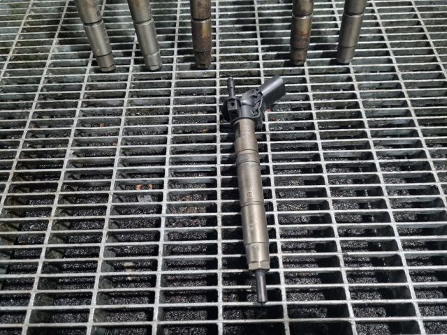 bontott MERCEDES-BENZ M-CLASS Porlasztó (1 db)