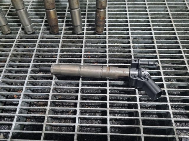 bontott MERCEDES-BENZ M-CLASS Porlasztó (1 db)