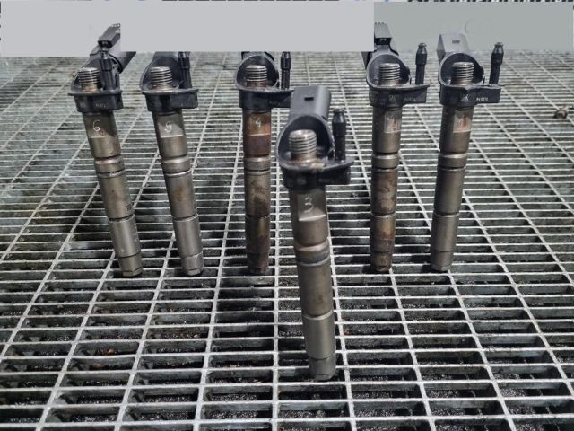 bontott MERCEDES-BENZ M-CLASS Porlasztó (1 db)