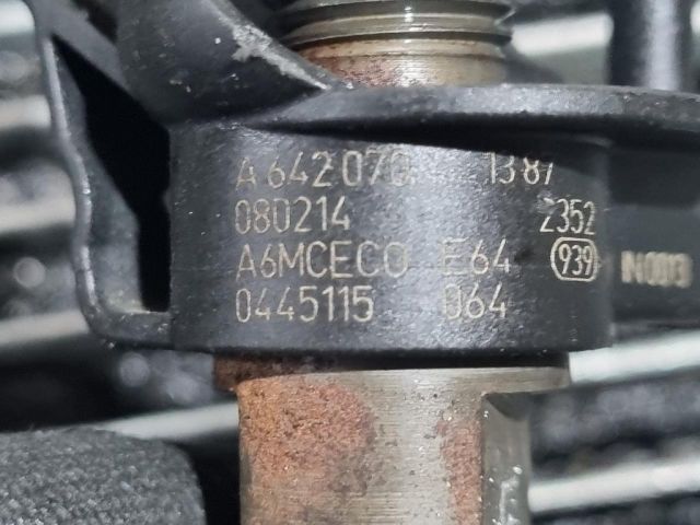 bontott MERCEDES-BENZ M-CLASS Porlasztó (1 db)