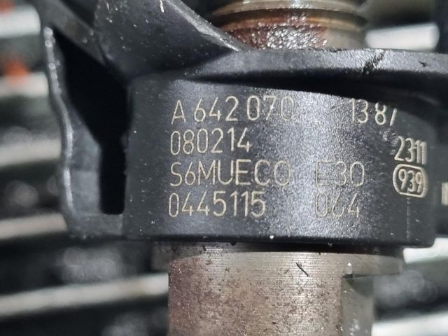 bontott MERCEDES-BENZ M-CLASS Porlasztó (1 db)