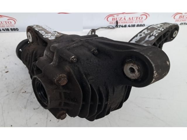 bontott MERCEDES-BENZ M-CLASS Első Differenciálmű