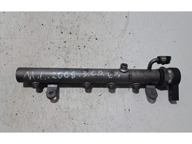 bontott MERCEDES-BENZ M-CLASS Közösnyomócső