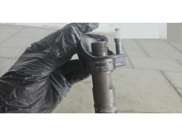 bontott MERCEDES-BENZ M-CLASS Porlasztó (1 db)