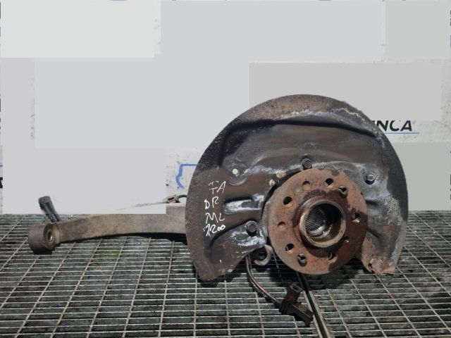 bontott MERCEDES-BENZ M-CLASS Jobb első Csonkállvány