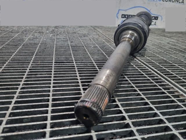 bontott MERCEDES-BENZ M-CLASS Jobb Féltengely