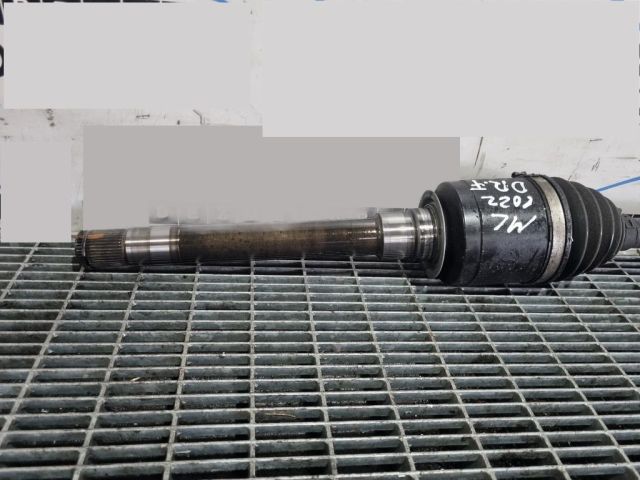 bontott MERCEDES-BENZ M-CLASS Jobb Féltengely