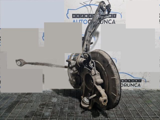 bontott MERCEDES-BENZ M-CLASS Jobb hátsó Csonkállvány