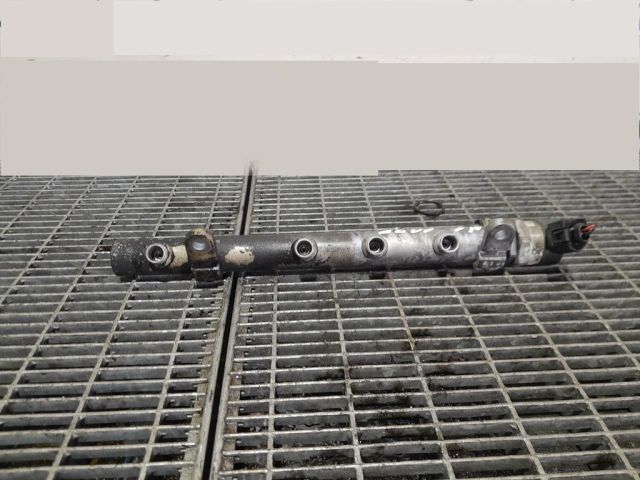 bontott MERCEDES-BENZ M-CLASS Közösnyomócső