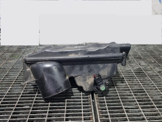 bontott MERCEDES-BENZ M-CLASS Légszűrő Ház